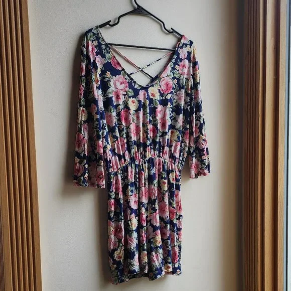 Gilli Floral Culotte Dress Size Large - Picture 13 of 16